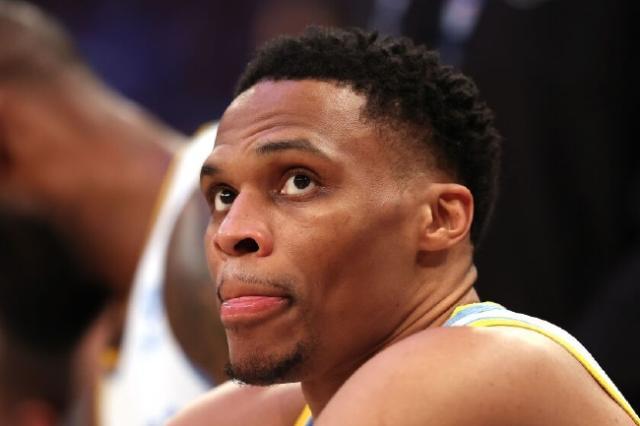 快艇已获与韦少谈判许可 昔日MVP全明星后做决定？