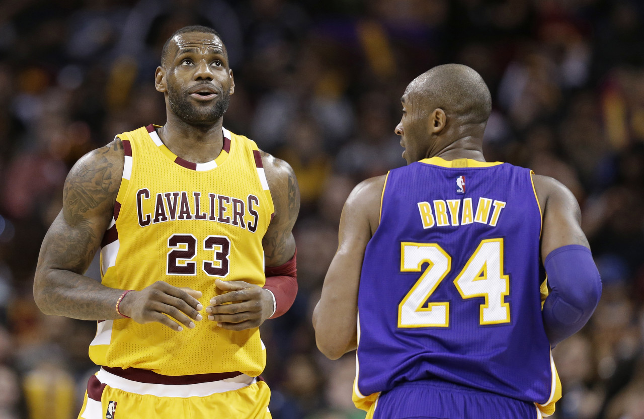 圣诞夜60分不是传说！詹姆斯500+前无古人 库里一遇圣诞就隐身？