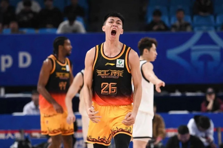 开云体育入口-观赛指南|全明星，“老六”来了！